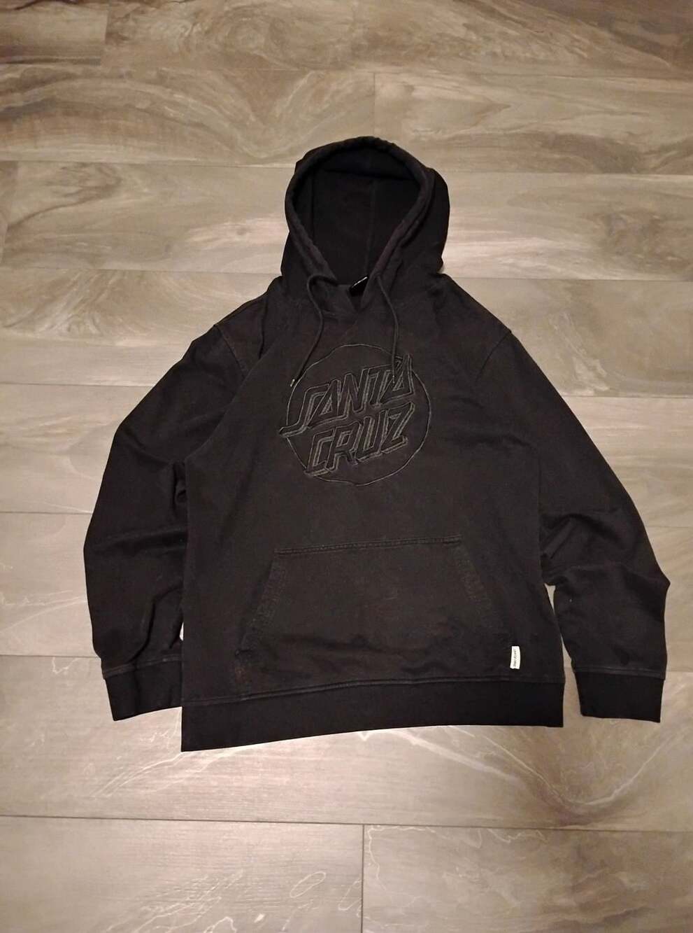 Santa Cruz Hoodie Size M Black Pullover Skateboarding Sweatshirt